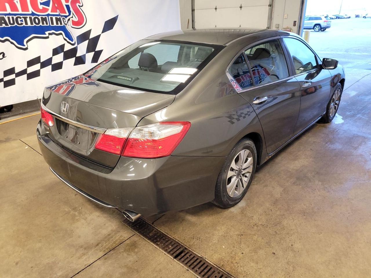 Honda Accord LX Sedan CVT 2014