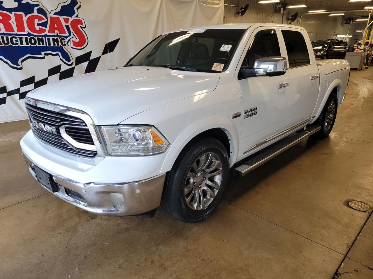 RAM 1500 Longhorn Crew Cab SWB 4WD 2016