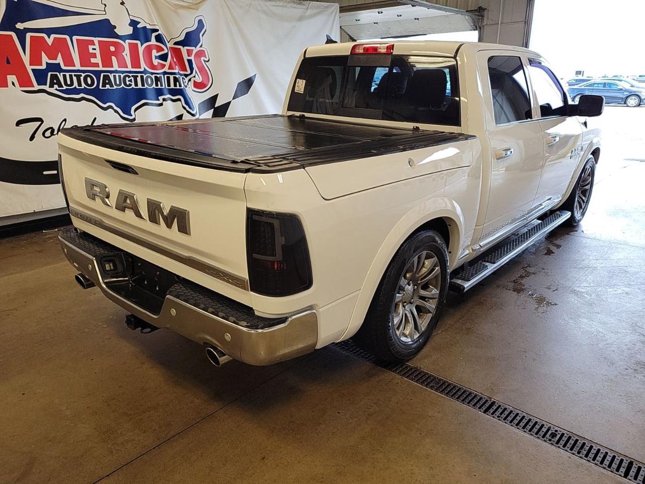 RAM 1500 Longhorn Crew Cab SWB 4WD 2016