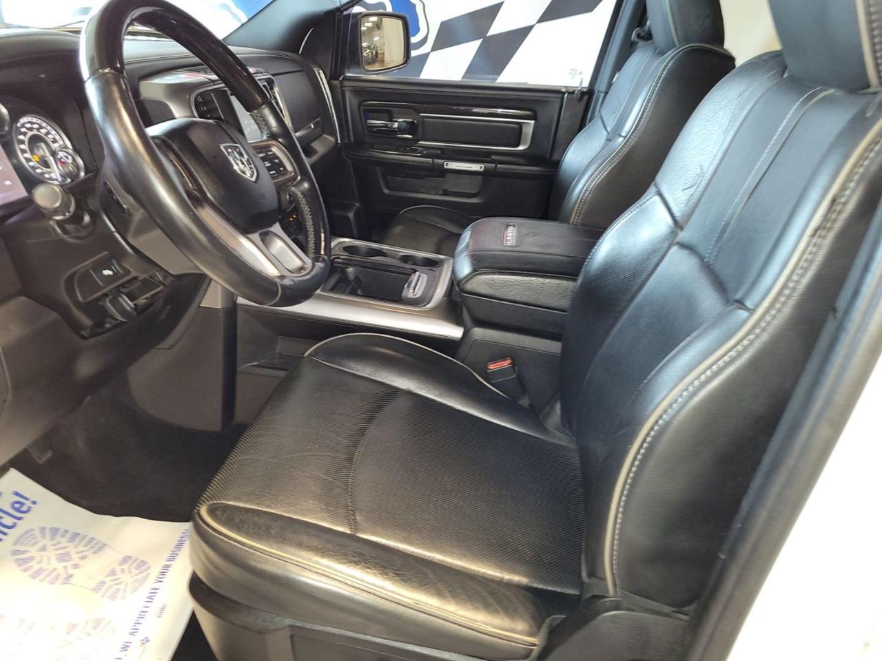 RAM 1500 Longhorn Crew Cab SWB 4WD 2016