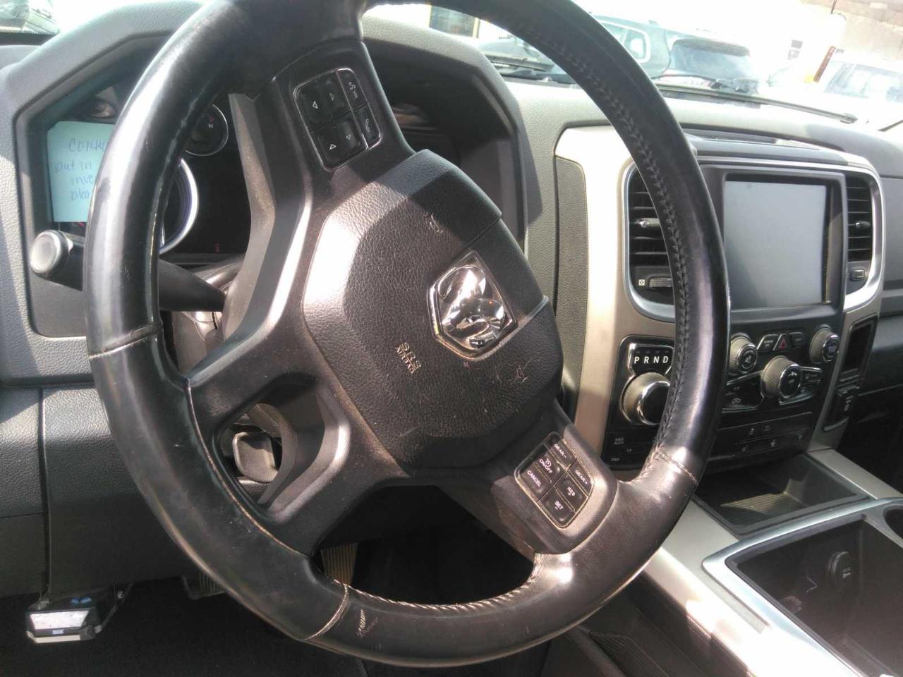 RAM 1500 SLT Crew Cab SWB 4WD 2015