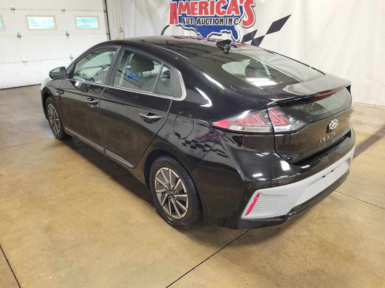 Hyundai Ioniq Electric Limited 2020
