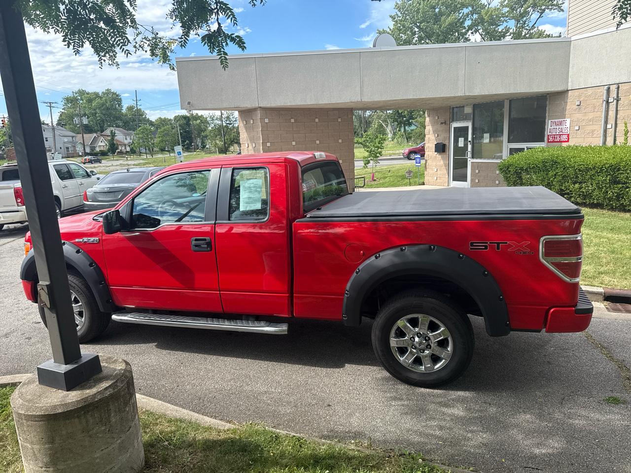 Ford F-150 XLT SuperCab 8-ft. Bed 4WD 2013