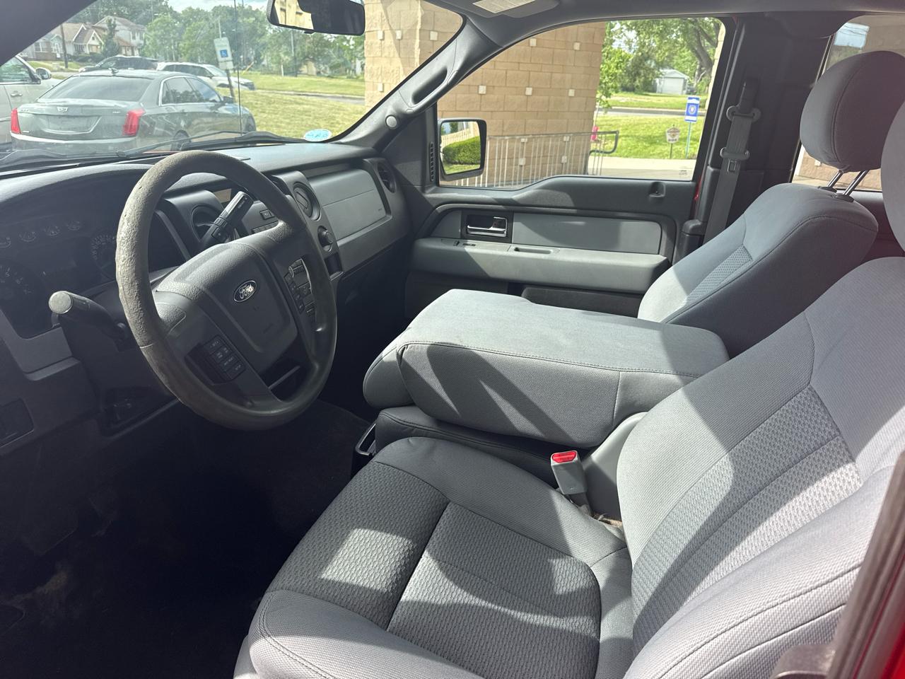 Ford F-150 XLT SuperCab 8-ft. Bed 4WD 2013