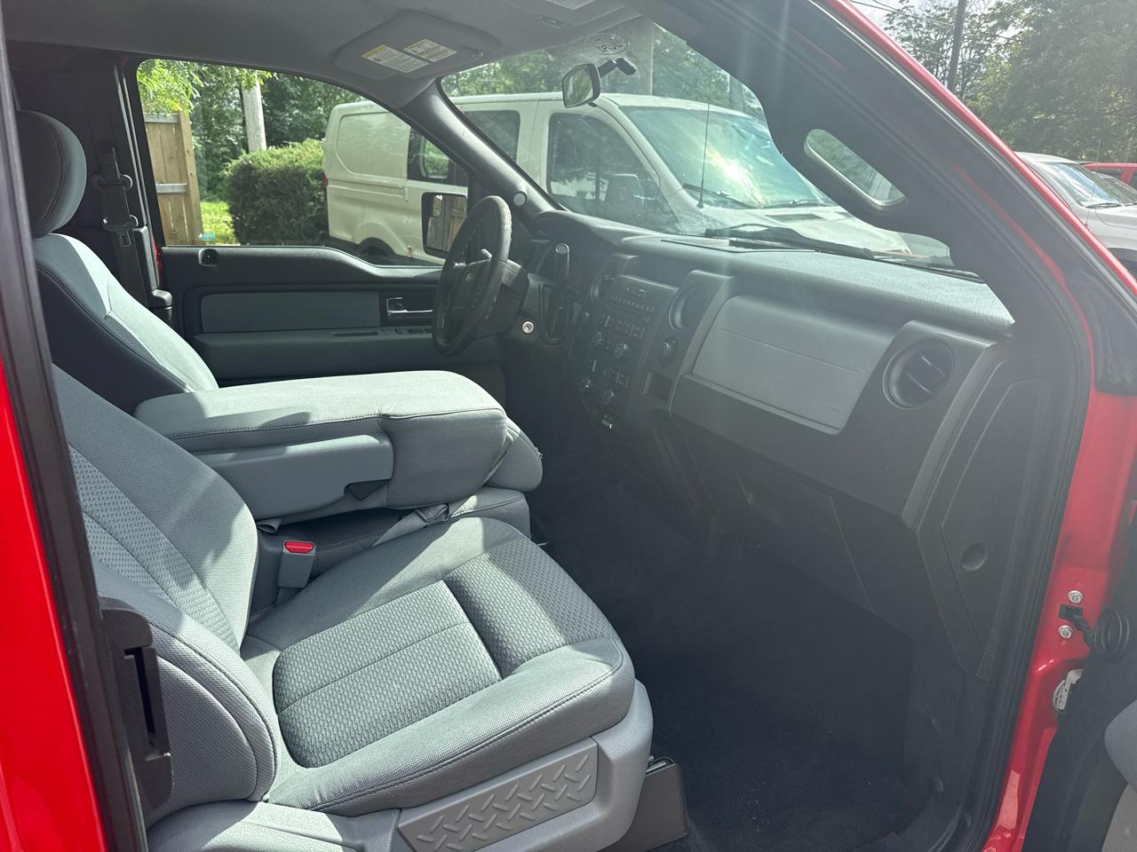 Ford F-150 XLT SuperCab 8-ft. Bed 4WD 2013