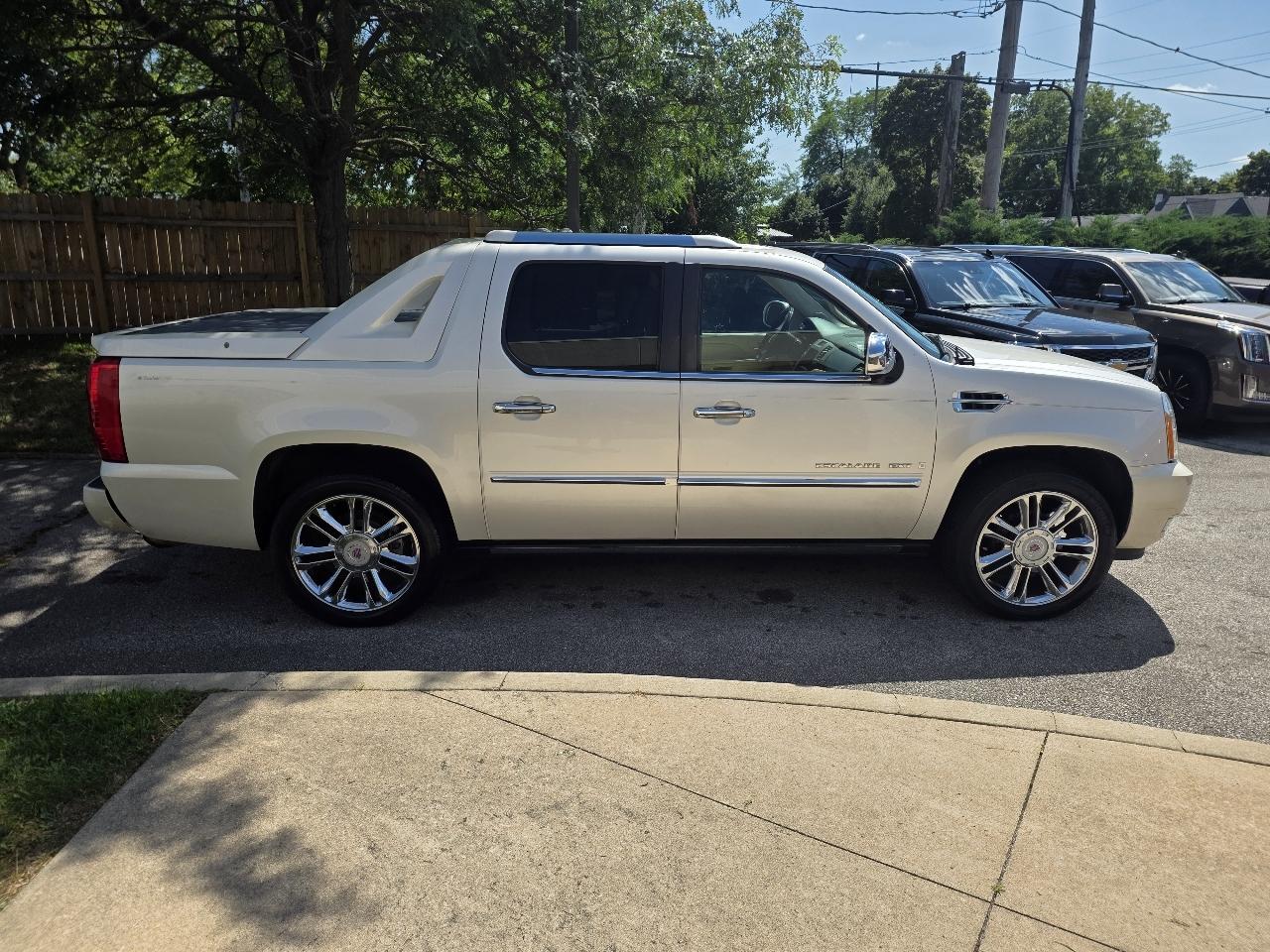 Cadillac Escalade EXT Sport Utility Truck 2008