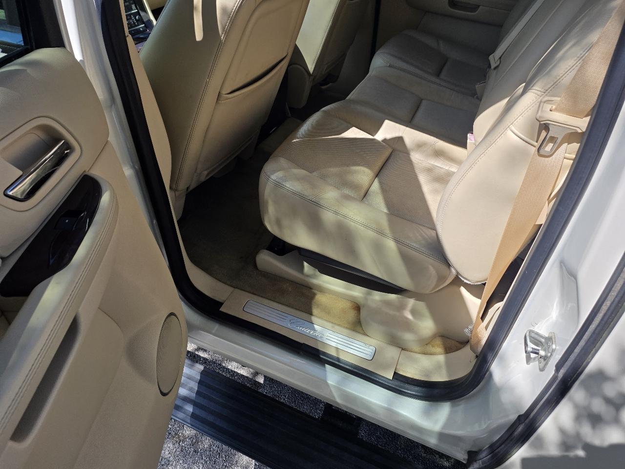 Cadillac Escalade EXT Sport Utility Truck 2008