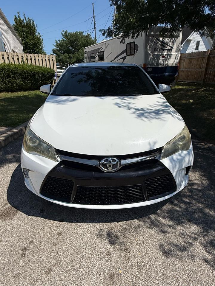 Toyota Camry XLE 2016