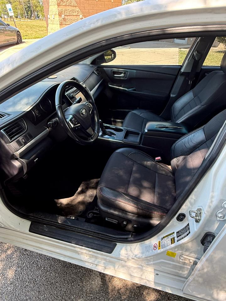 Toyota Camry XLE 2016