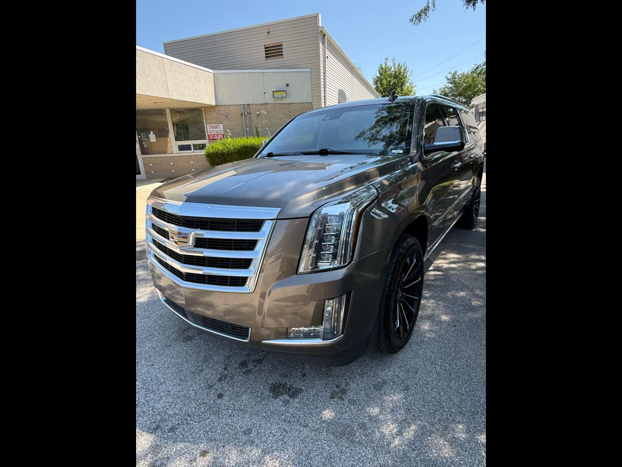Cadillac Escalade ESV Premium 4WD 2016