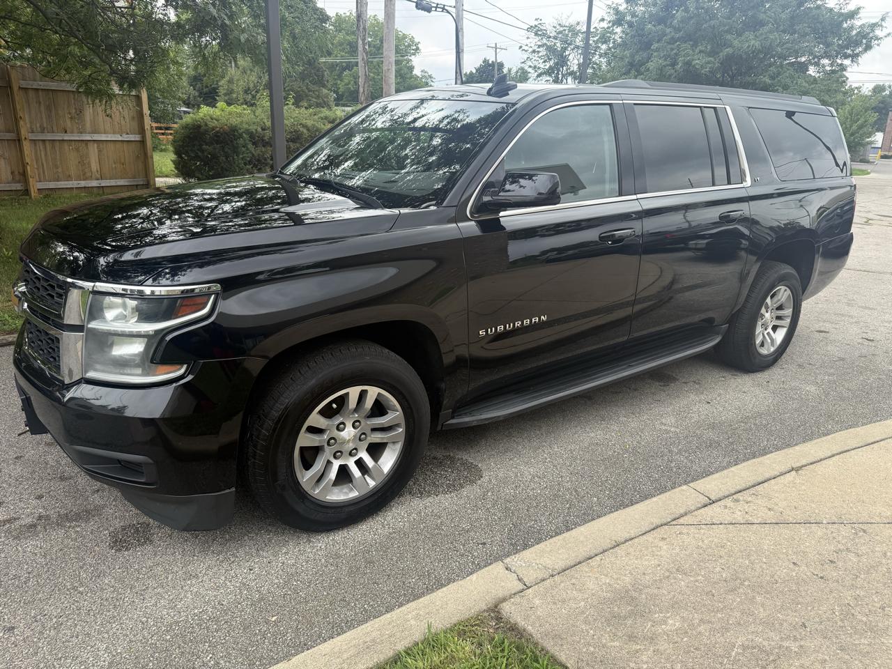 Chevrolet Suburban LT 4WD 2020