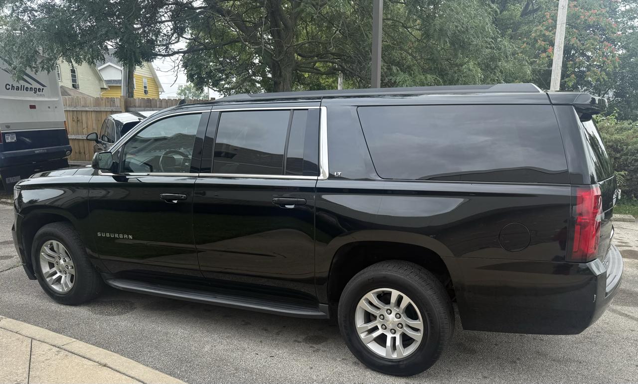 Chevrolet Suburban LT 4WD 2020