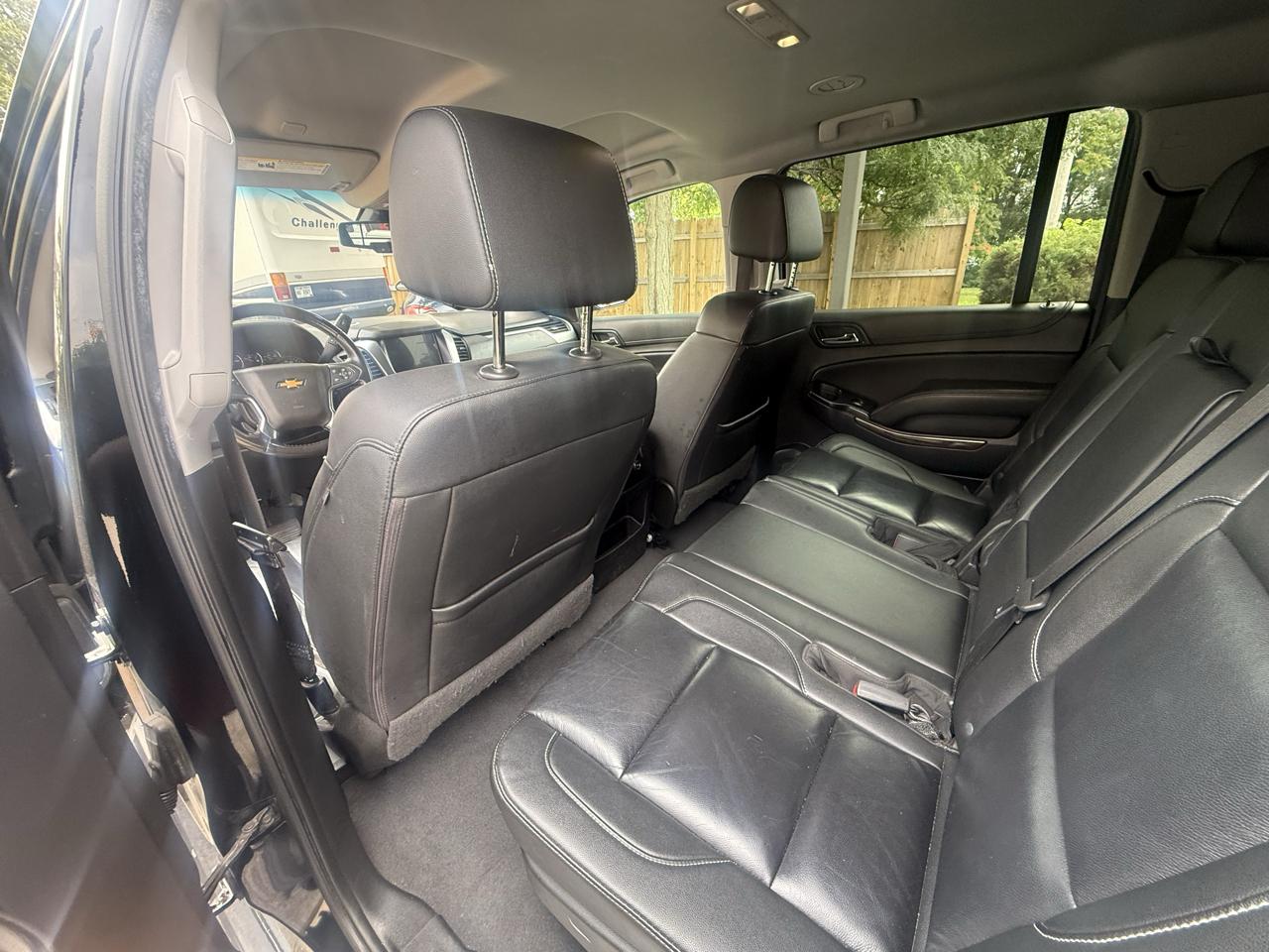 Chevrolet Suburban LT 4WD 2020