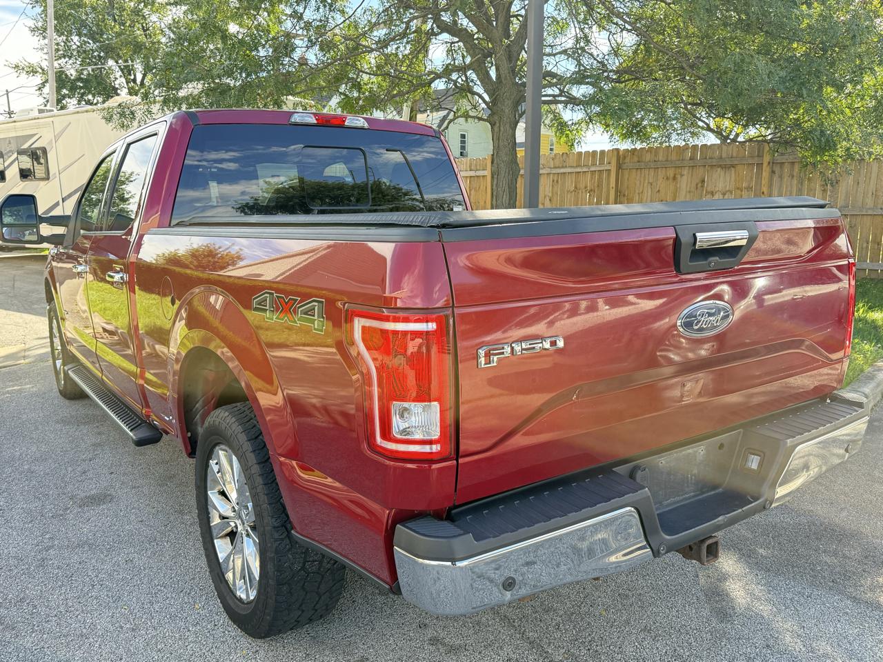 Ford F-150 4WD SuperCrew 139" XLT 2015