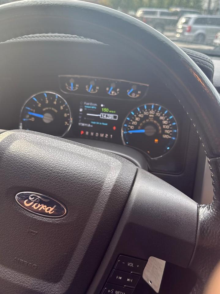 Ford F-150 Lariat SuperCrew 5.5-ft. Bed 4WD 2013