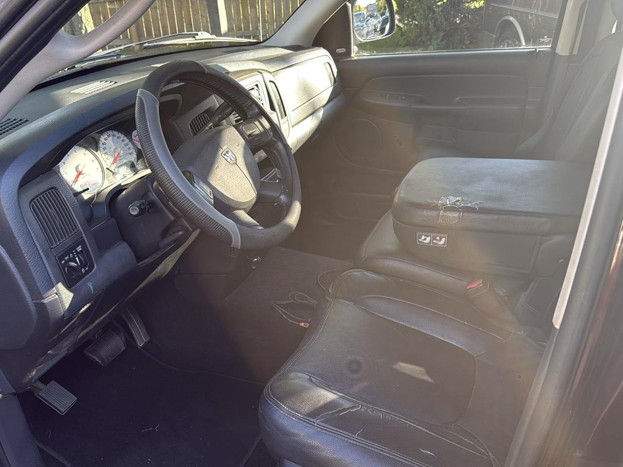 Dodge Ram 1500 Laramie Quad Cab Long Bed 2WD 2005