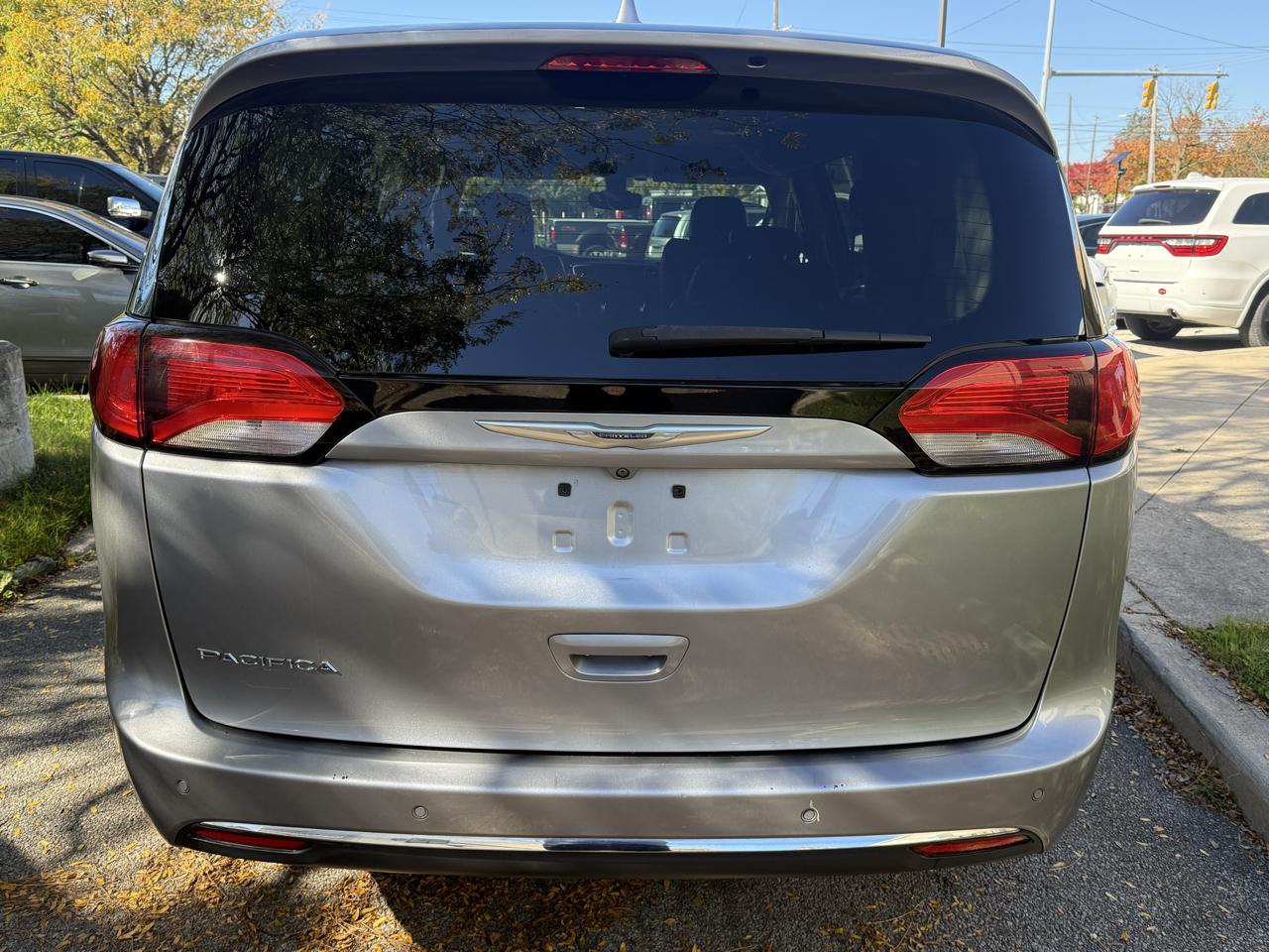 Chrysler Pacifica Touring-L 2017