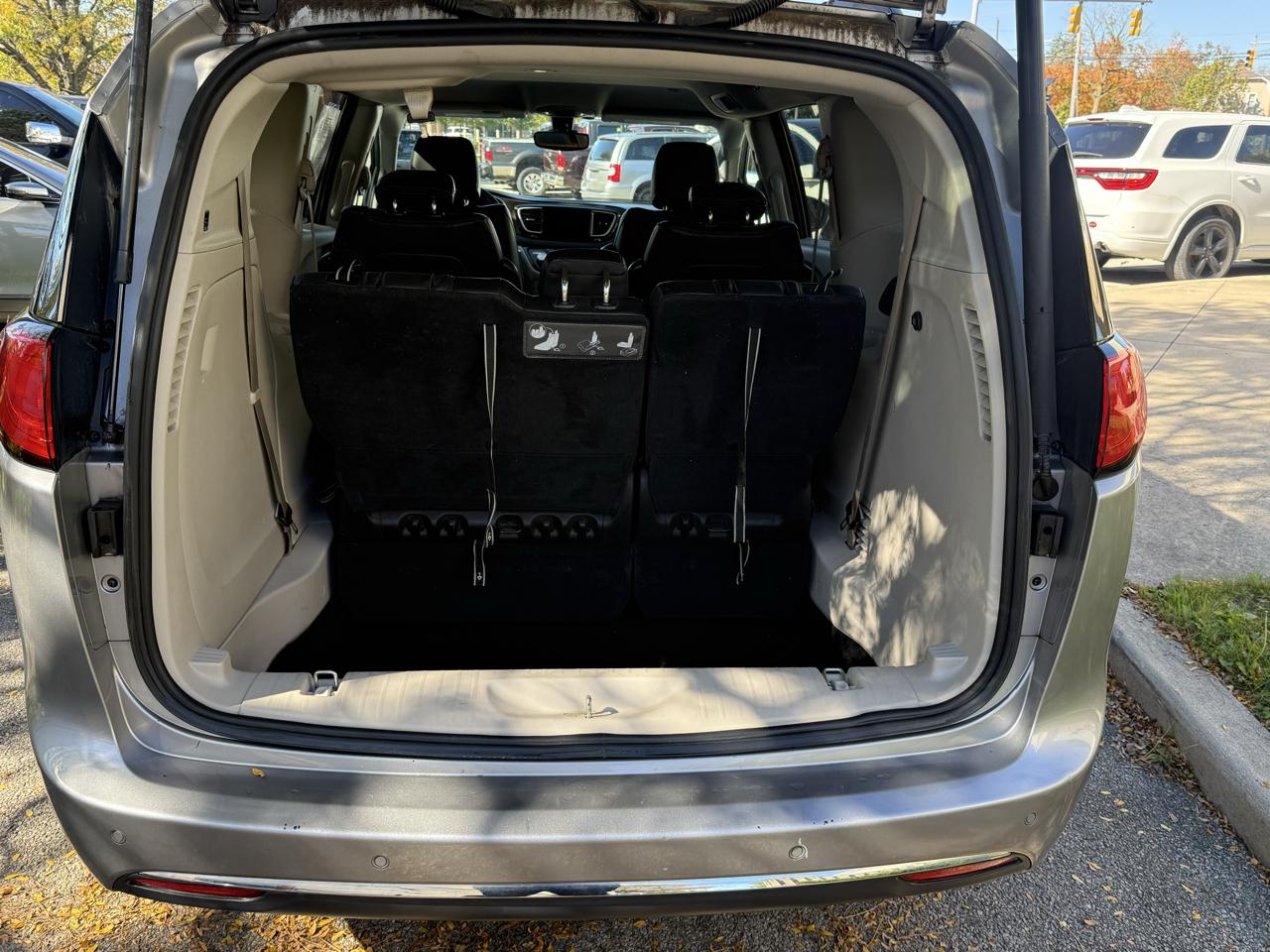 Chrysler Pacifica Touring-L 2017