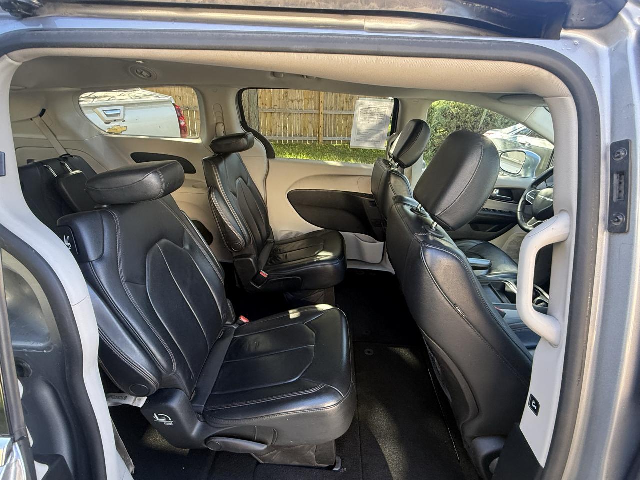 Chrysler Pacifica Touring-L 2017