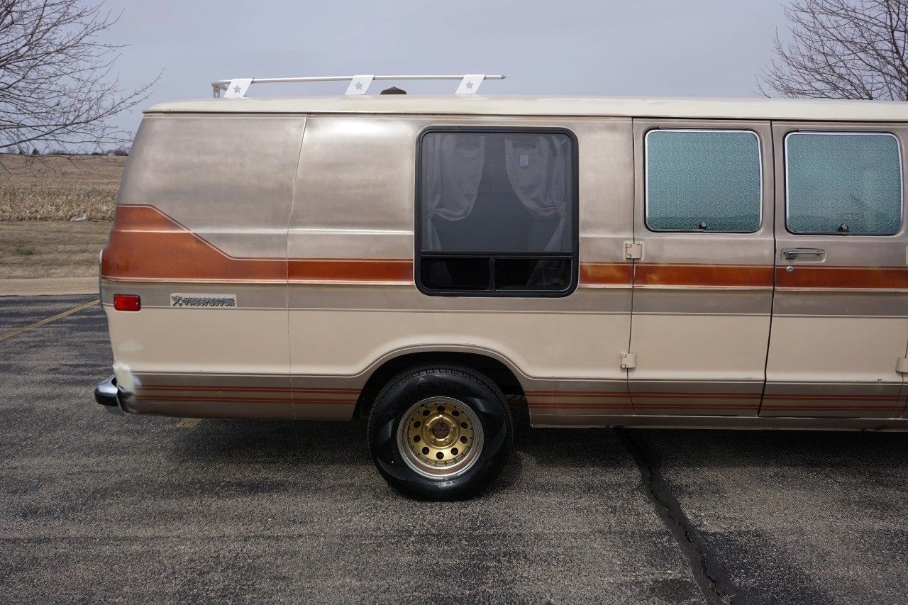 Dodge Ram Van  1984
