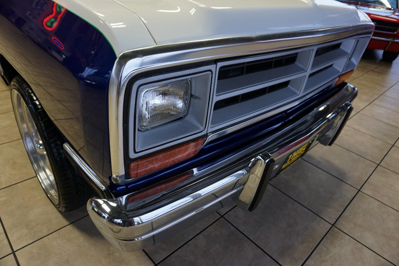 Dodge Ram Charger  1989