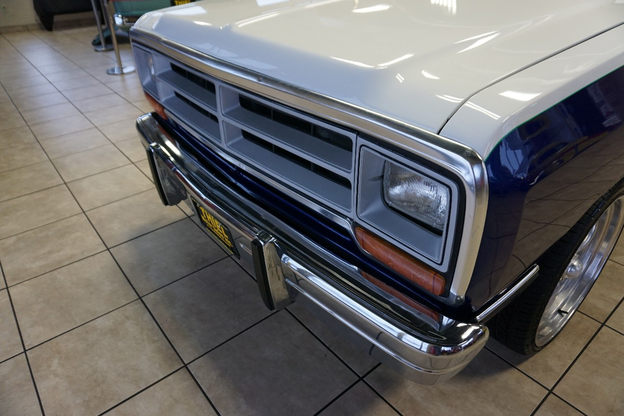 Dodge Ram Charger  1989