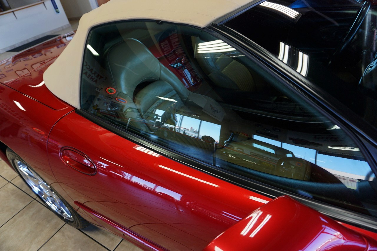 Chevrolet Corvette Convertible 2002