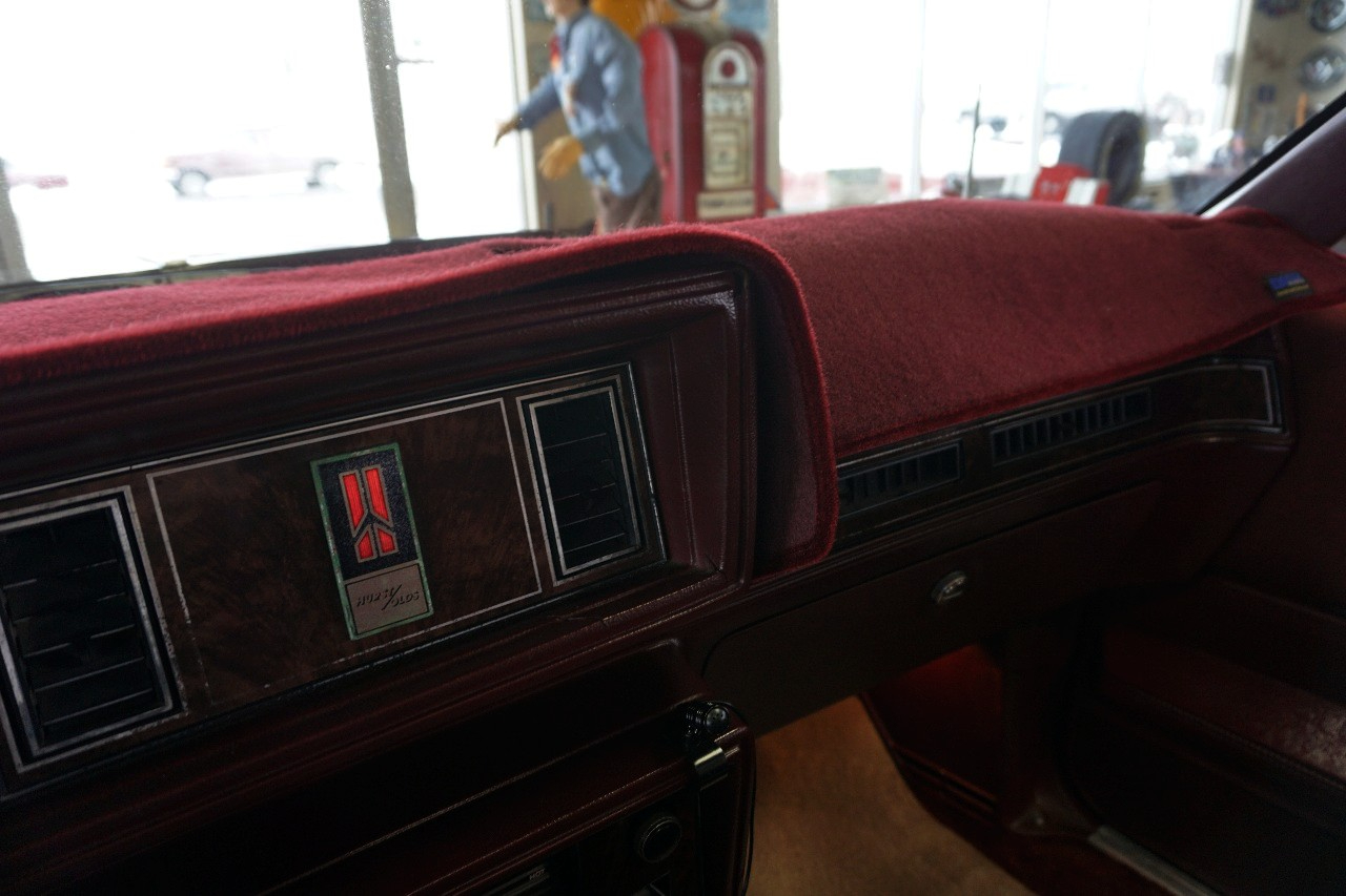 Oldsmobile Hurst  1984