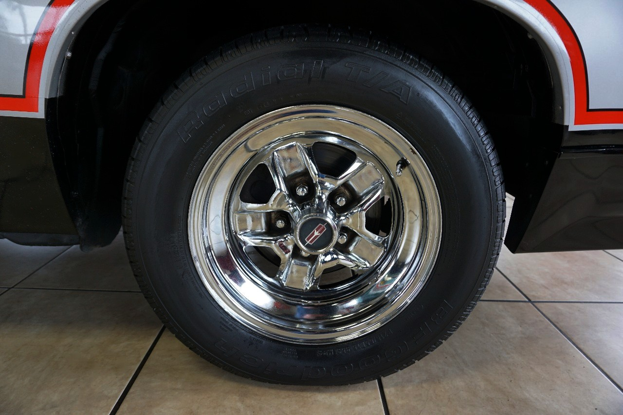 Oldsmobile Hurst  1984