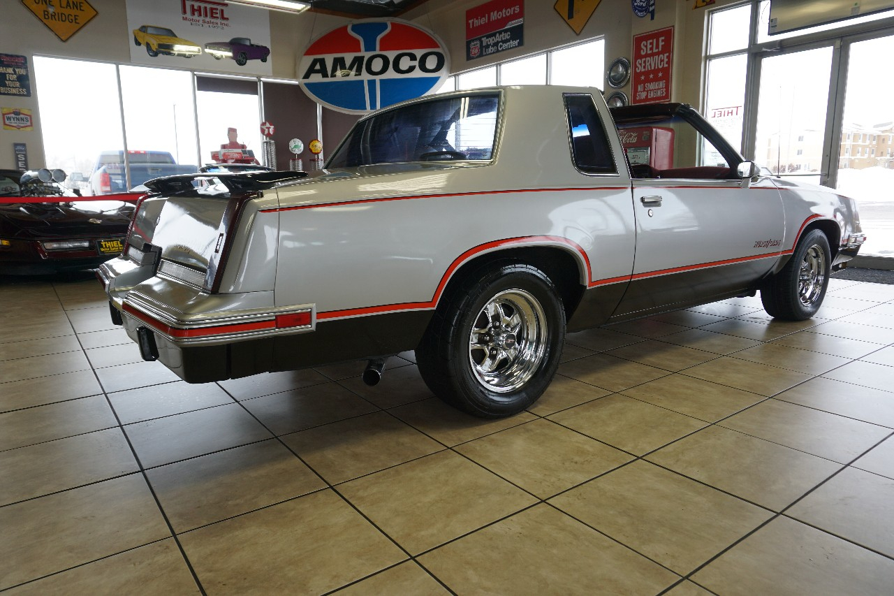 Oldsmobile Hurst  1984