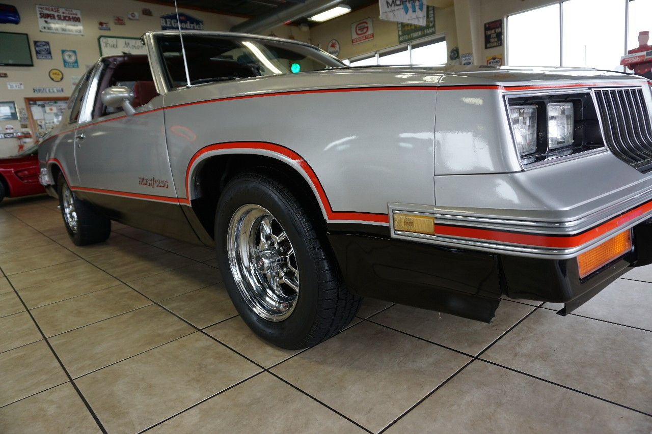 Oldsmobile Hurst  1984