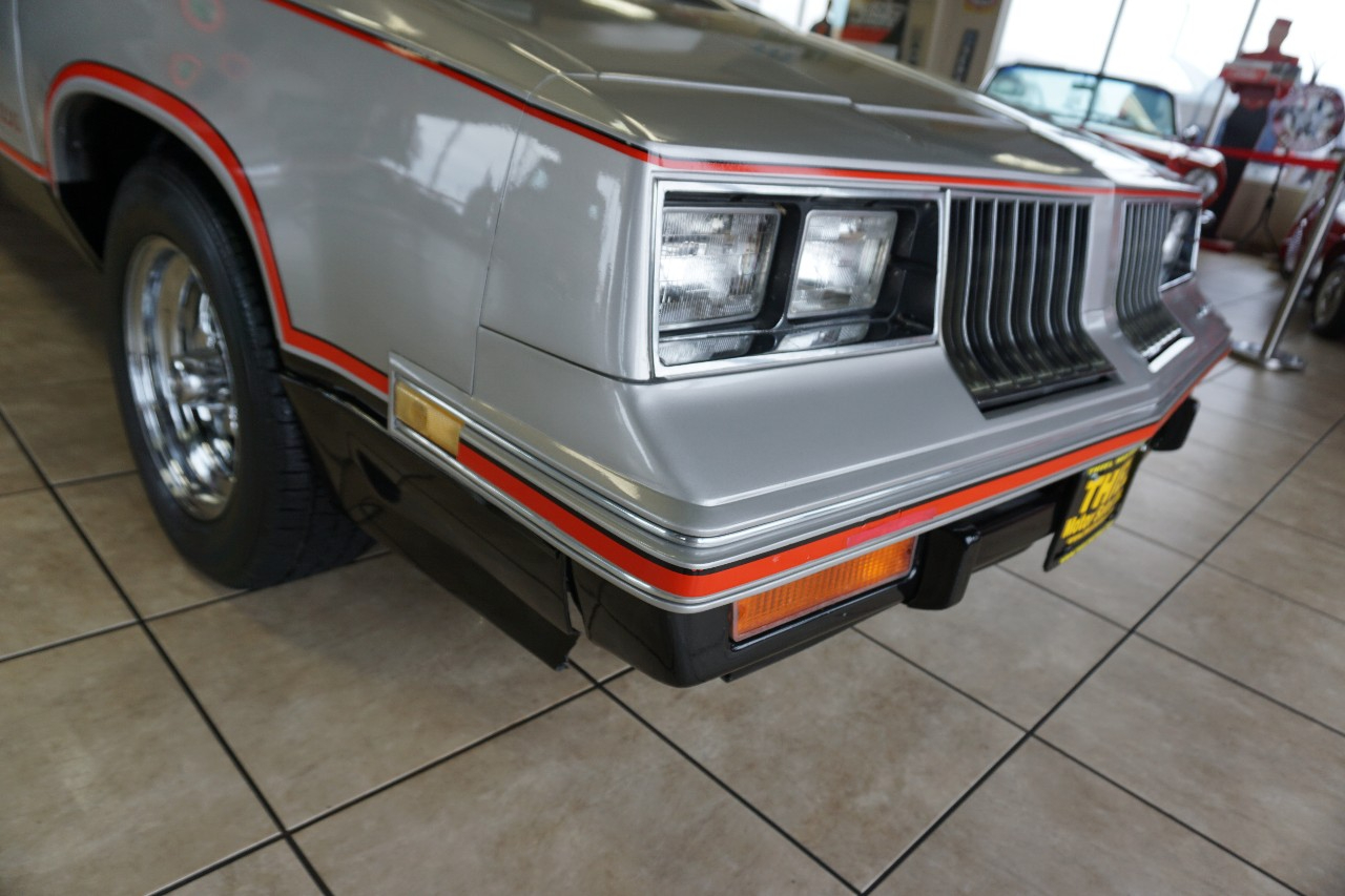 Oldsmobile Hurst  1984