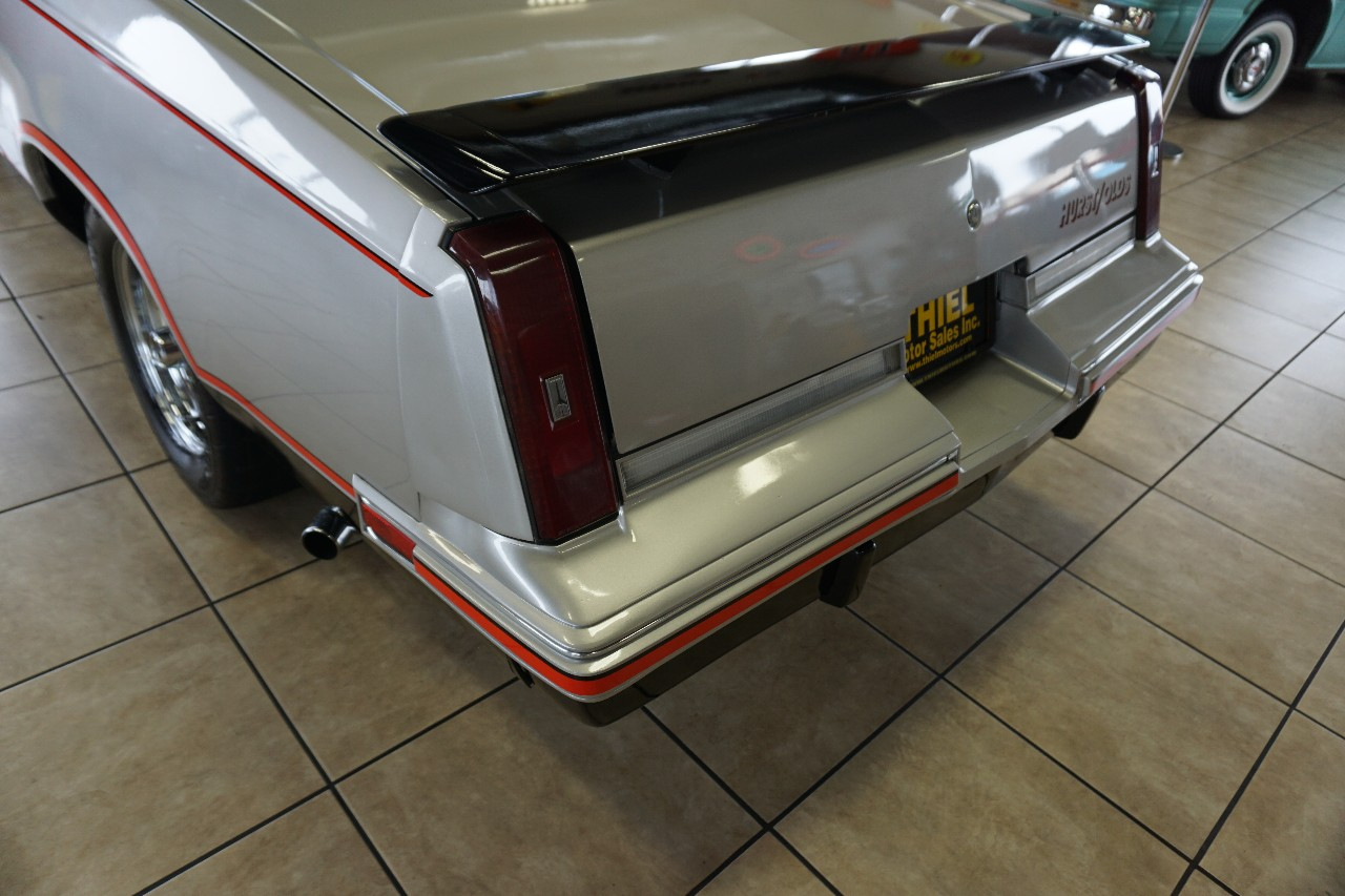 Oldsmobile Hurst  1984