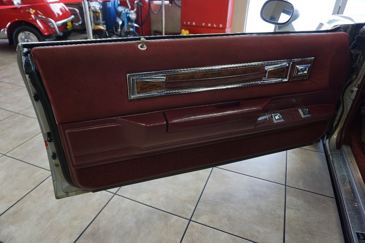 Oldsmobile Hurst  1984