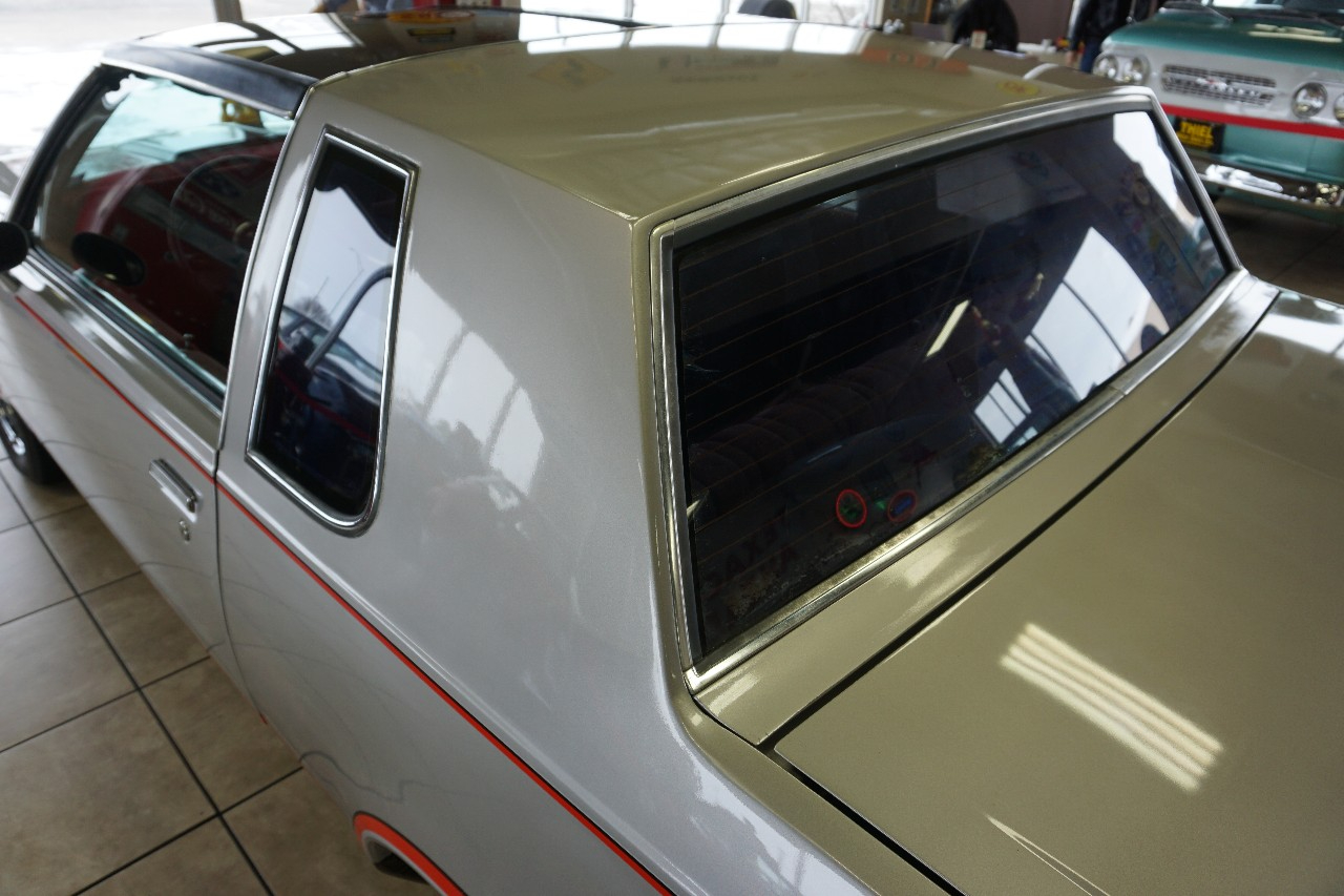 Oldsmobile Hurst  1984