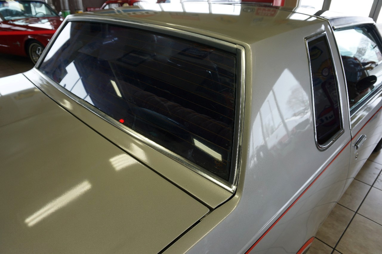 Oldsmobile Hurst  1984