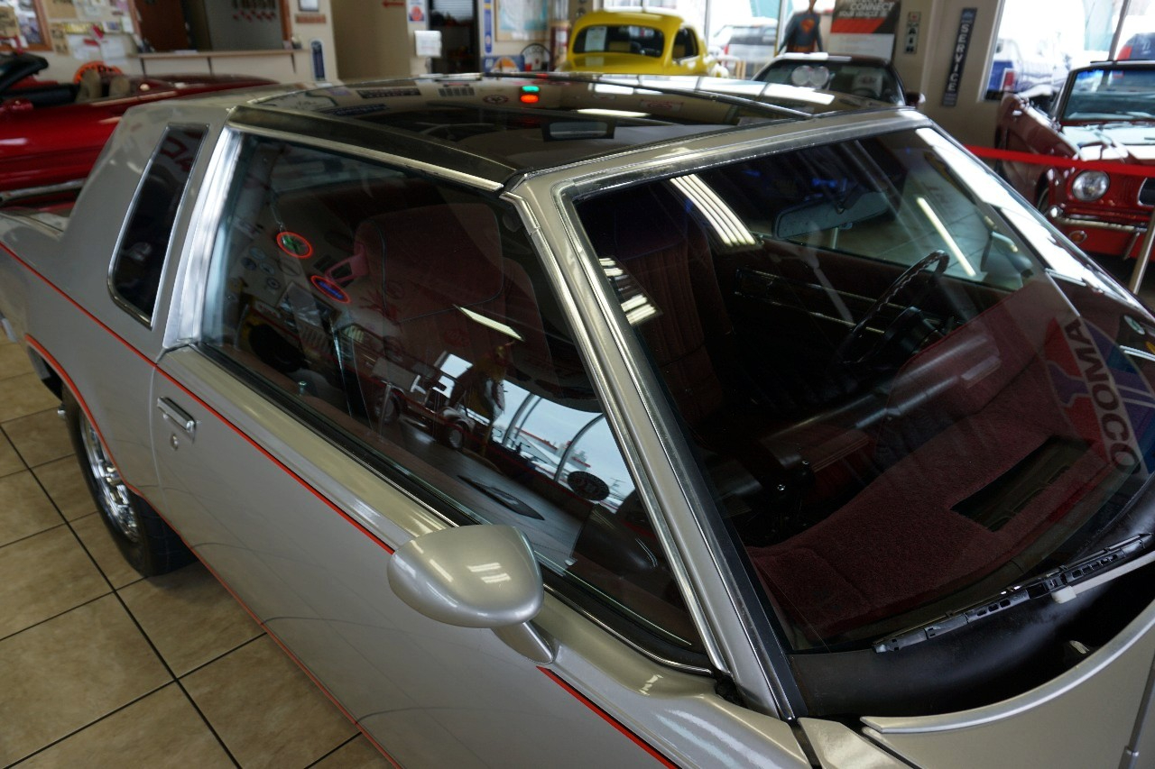 Oldsmobile Hurst  1984