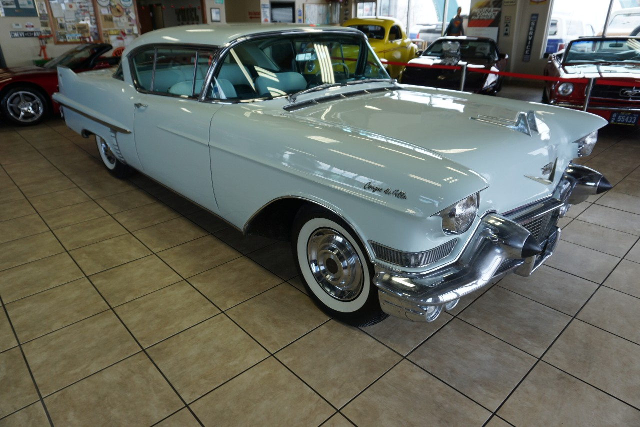 Cadillac Coupe De Ville  1957