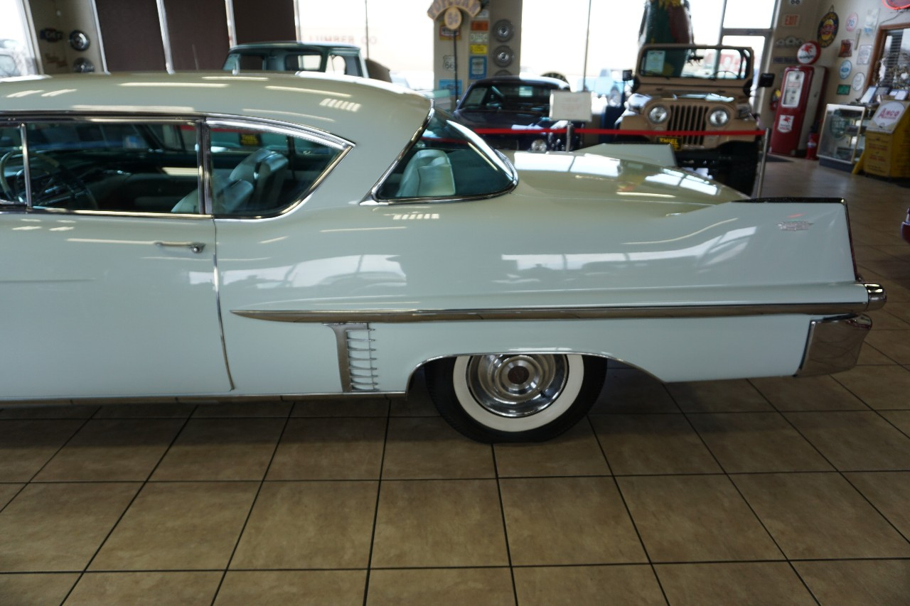 Cadillac Coupe De Ville  1957