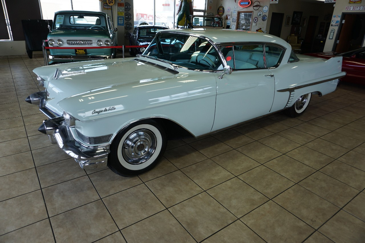Cadillac Coupe De Ville  1957