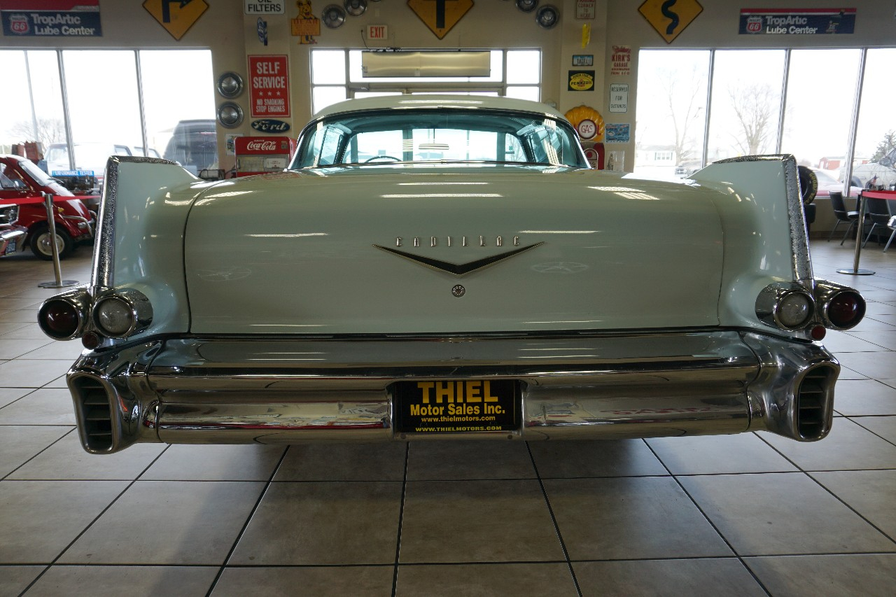 Cadillac Coupe De Ville  1957