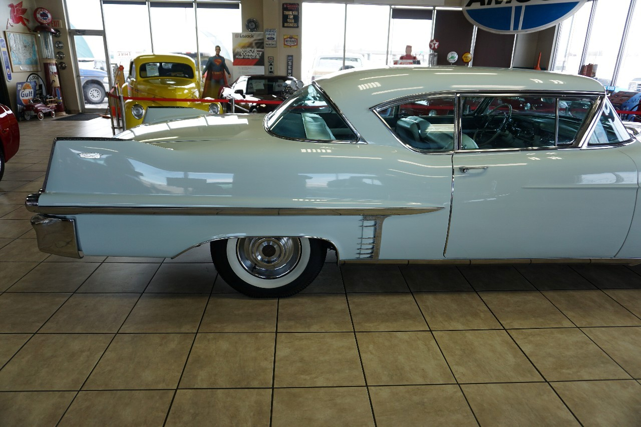 Cadillac Coupe De Ville  1957