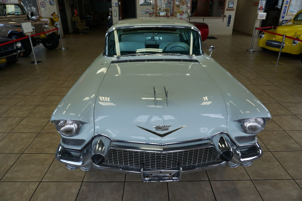 Cadillac Coupe De Ville  1957