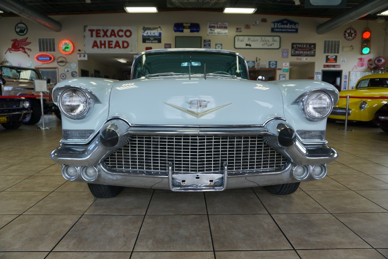 Cadillac Coupe De Ville  1957