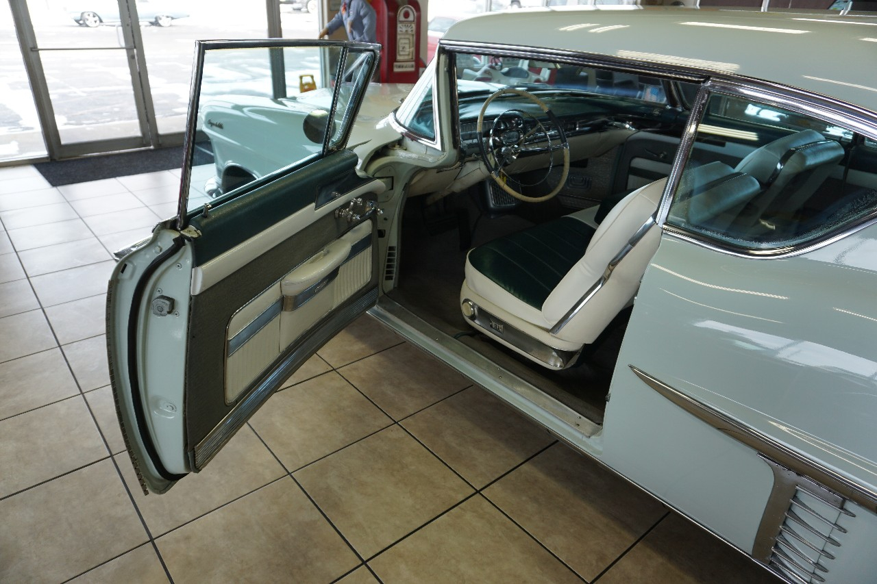 Cadillac Coupe De Ville  1957