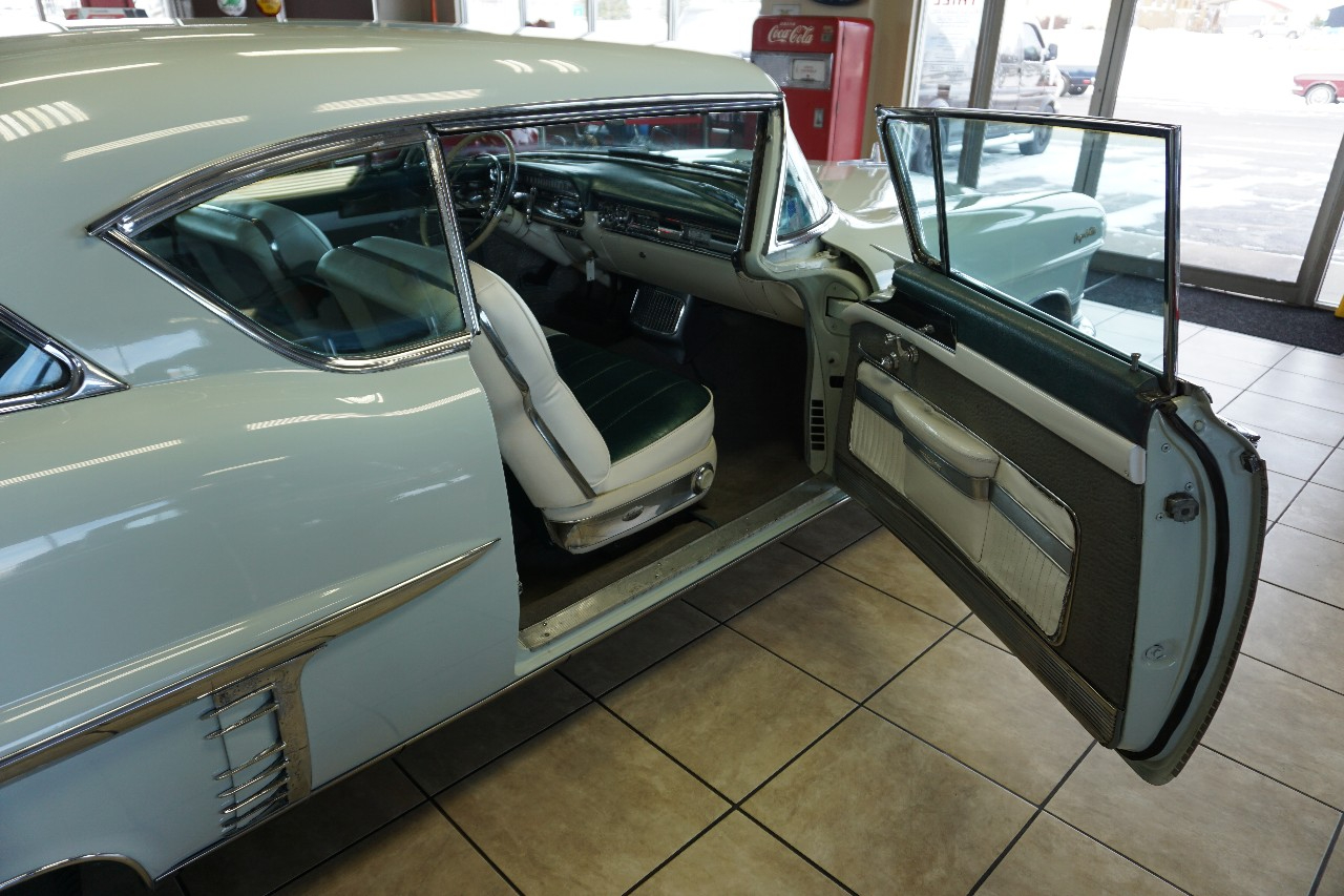 Cadillac Coupe De Ville  1957