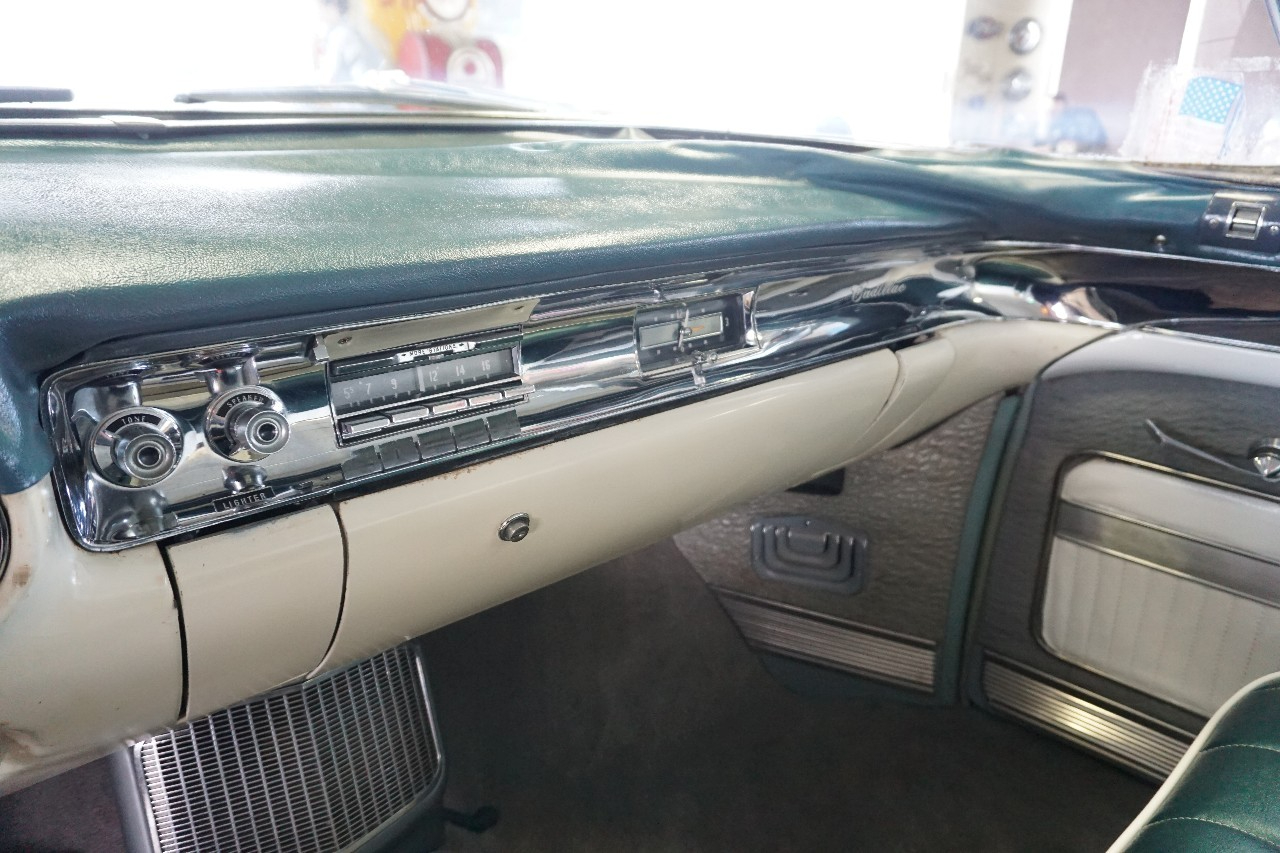 Cadillac Coupe De Ville  1957