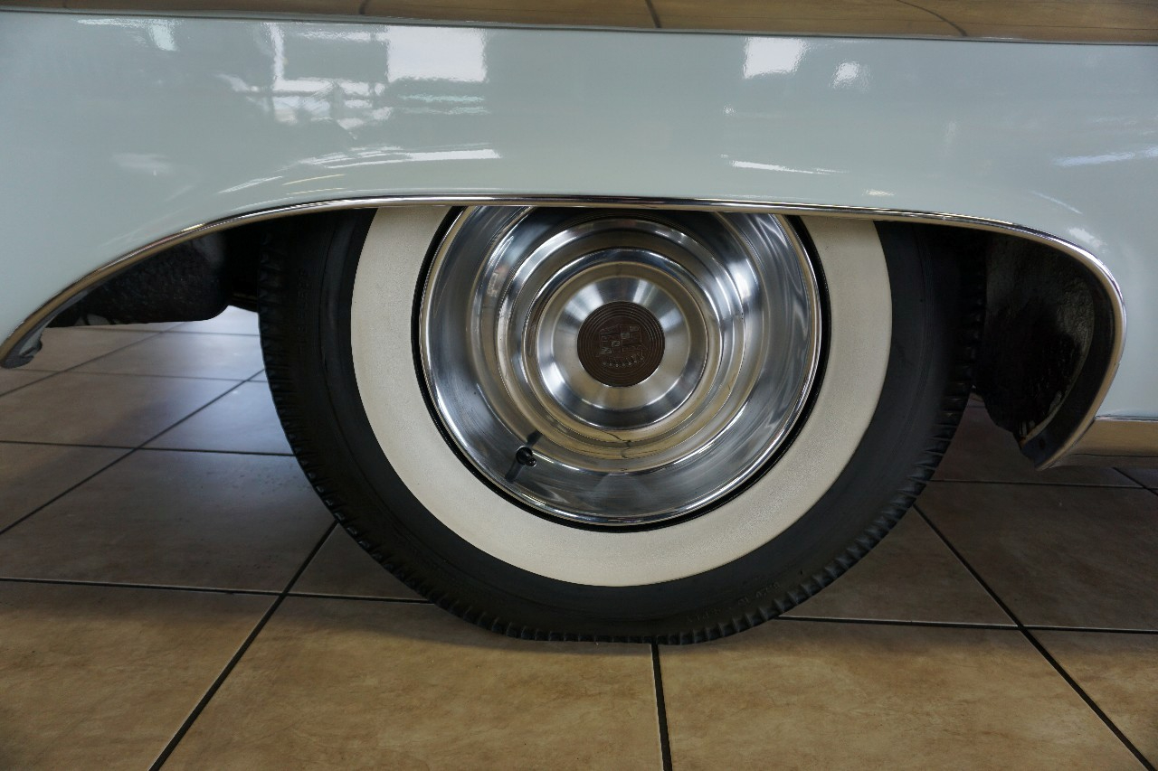 Cadillac Coupe De Ville  1957