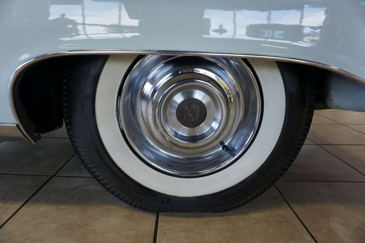 Cadillac Coupe De Ville  1957