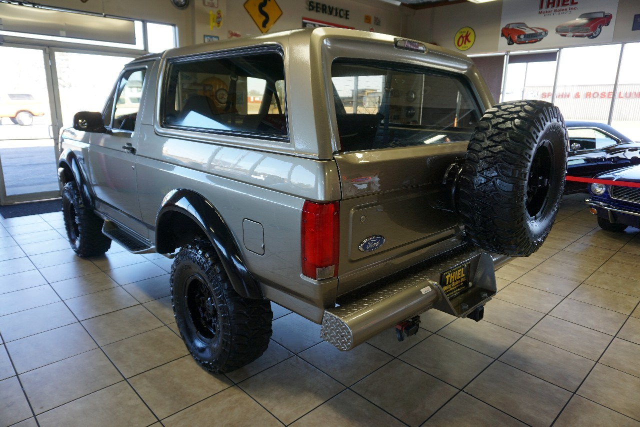 Ford Bronco  1996